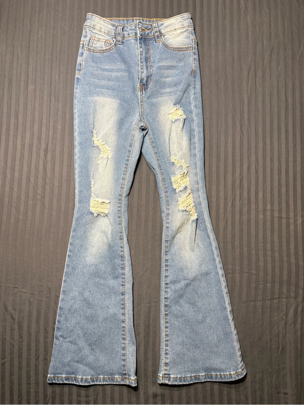 SHEIN Light Blue Distressed Flare Kids Jeans
